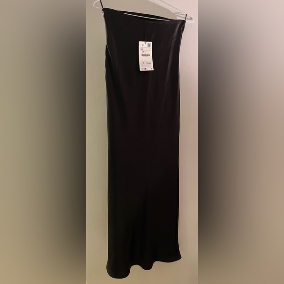 Zara SATIN EFFECT DRESS. Black. Sizes XS, S. New with Tags. - Picture 7 of 7